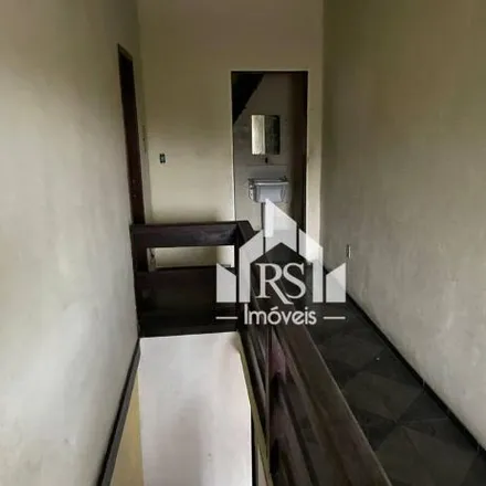 Buy this 4 bed house on Rua Alfredo Sales in Manilha, Itaboraí - RJ