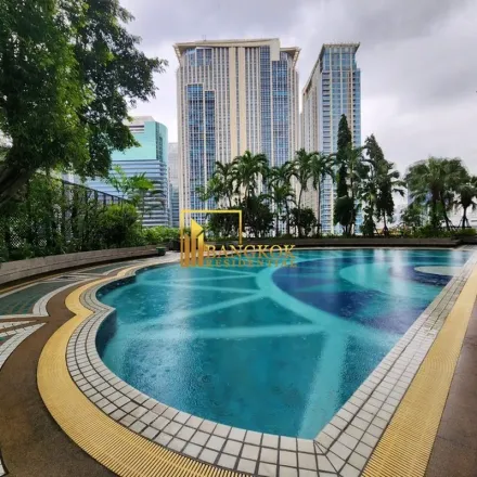 Rent this 1 bed apartment on Ohana Poké in Soi Ruam Ruedi, Witthayu