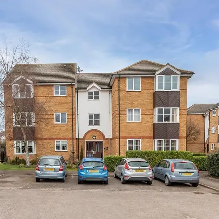 Rent this 2 bed apartment on Marley Fields in Leighton Buzzard, LU7 4WN