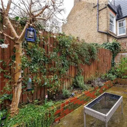 Image 6 - 100, 102 Replingham Road, London, SW18 5LS, United Kingdom - Townhouse for sale