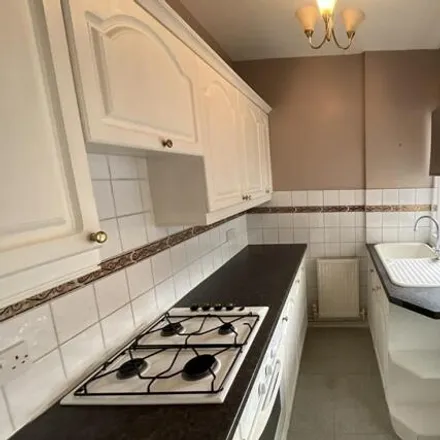 Image 3 - Balmoral Road, Sheffield, S13 7QF, United Kingdom - Townhouse for sale