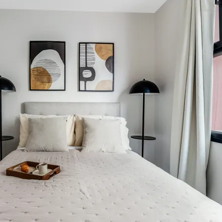 Rent this 1 bed room on Μπουμπουλίνας 7-13 in Piraeus, Greece