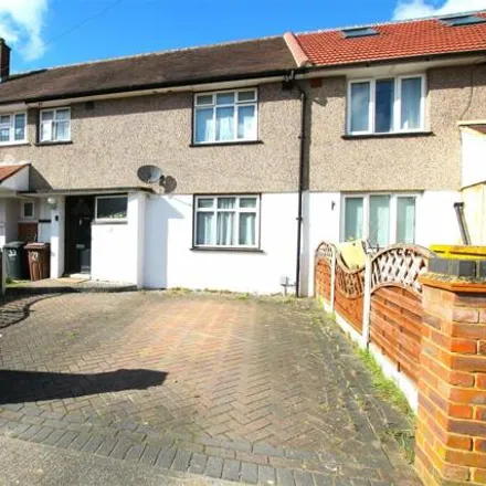 Buy this 3 bed townhouse on Thatches Grove in London, RM6 5LA