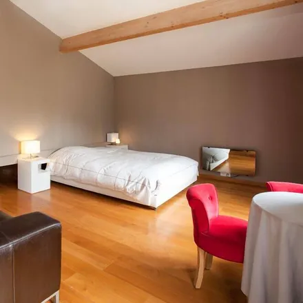 Rent this 2 bed house on 34170 Castelnau-le-Lez