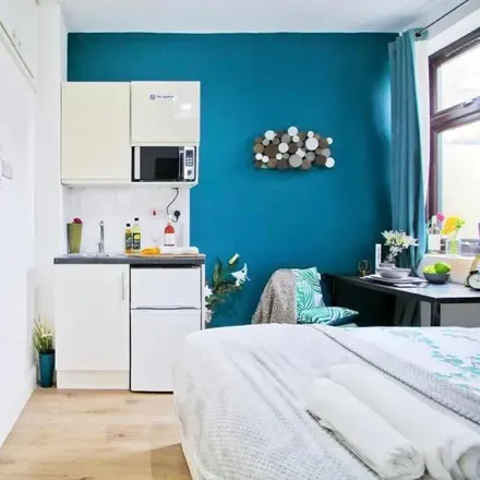 Rent this 1 bed room on St. Marys Road in London, IG1 1QU