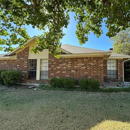 Buy this 3 bed house on 2700 Clemson Circle in Rowlett, TX 75088