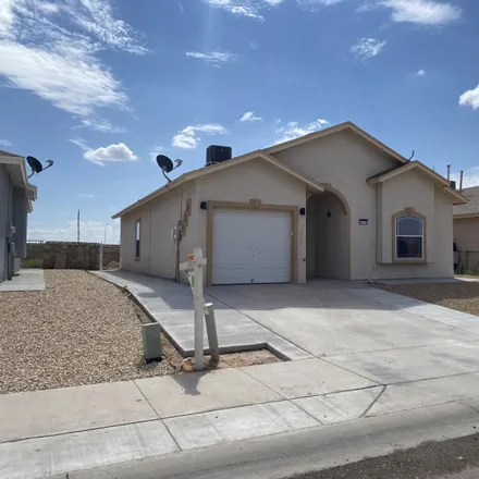 Rent this 3 bed house on 5101 Trew Way in El Paso, TX 79924