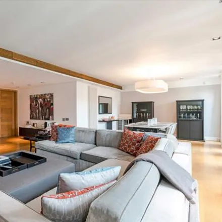 Image 7 - Grosvenor Square, London, W1K 2HR, United Kingdom - Apartment for sale