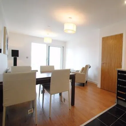 Image 7 - Metcalfe Court, John Harrison Way, London, SE10 0BY, United Kingdom - Apartment for rent