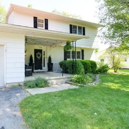 Buy this 4 bed house on 871 Scenic Road in Pleasant Township, OH 43302