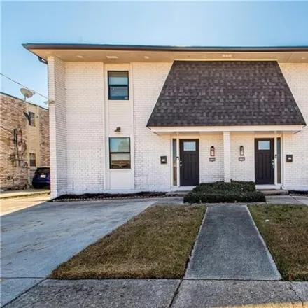 Rent this 3 bed house on 3782 Diana Place in Metairie, LA 70002