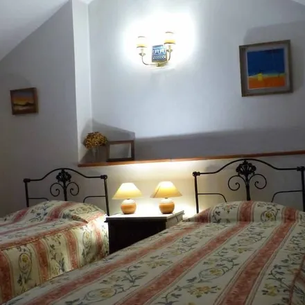 Rent this 1 bed apartment on 6290-526 Distrito de Faro