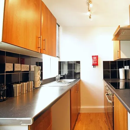 Image 2 - Reg Archers Quality F & C, 29 Witham Road, Woodhall Spa, LN10 6RW, United Kingdom - Apartment for rent