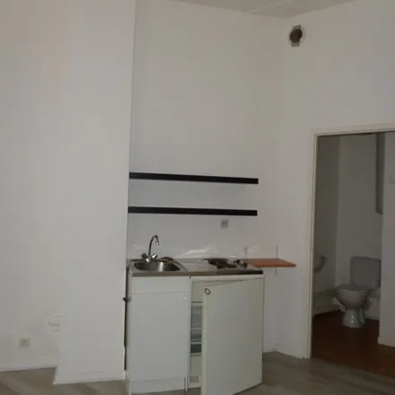 Rent this 1 bed apartment on 10 Rue du Lancieu in 57000 Metz, France