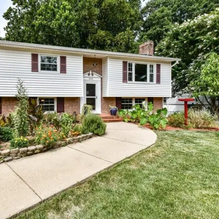 Rent this 4 bed house on 5612 Edgemont Drive in Rose Hill, Fairfax County