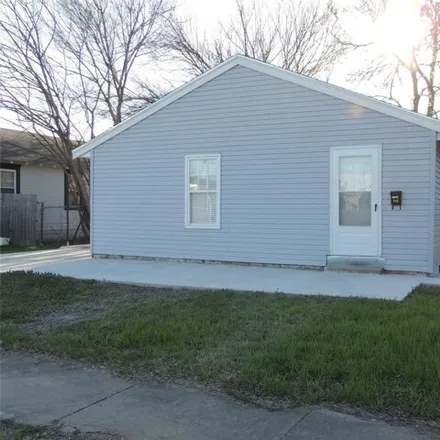 Rent this 3 bed house on 1016 South Atlanta Avenue in Tulsa, OK 74104