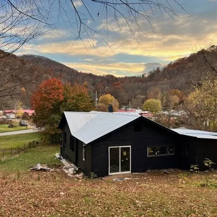 Image 6 - 224 Jenkins Hollow Road, Valley Forge, Carter County, TN 37643, USA - House for sale