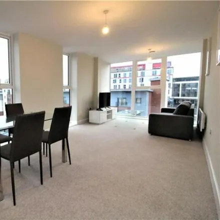 Image 2 - Bridgewater Gate, Woden Street, Salford, M5 4SG, United Kingdom - Apartment for sale