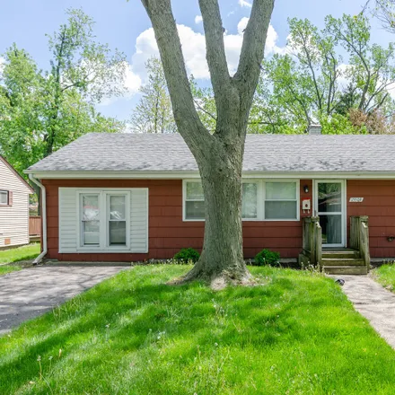 Buy this 4 bed house on 15509 Park Lane in South Holland, IL 60473