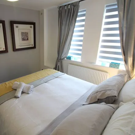 Rent this 2 bed apartment on Y Felinheli in LL56 4JW, United Kingdom