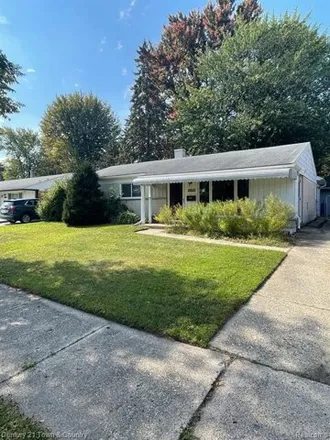 Rent this 3 bed house on 32307 Chalfonte Drive in Warren, MI 48092