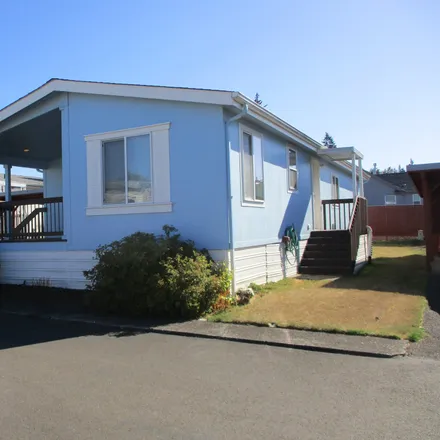 Buy this 2 bed house on 20246 OR 213 in Oregon City, OR 97045