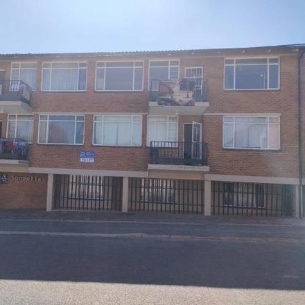 Rent this 2 bed apartment on Reeders Street in Forest Hill, Johannesburg