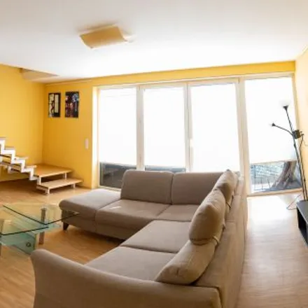 Rent this 3 bed apartment on Wahlenstraße 60-62 in 50823 Cologne, Germany