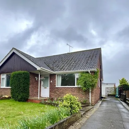Rent this 2 bed house on Fairview Close in Drayton, NR8 6RT