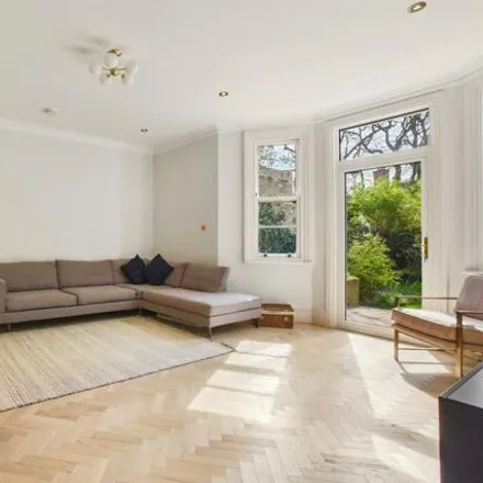 Image 2 - 133 King Henry's Road, Primrose Hill, London, NW3 3RD, United Kingdom - Apartment for sale
