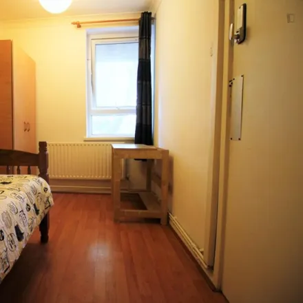 Image 3 - William Booth House, 1a Hind Grove, Bow Common, London, E14 6HT, United Kingdom - Room for rent