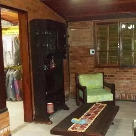 Buy this 2 bed house on Rua Paul Gauguin in Vila Progresso, Niterói - RJ