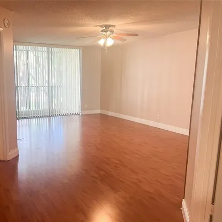 Image 4 - 10451 W Broward Blvd Apt 210, Plantation, Florida, 33324 - Condo for rent