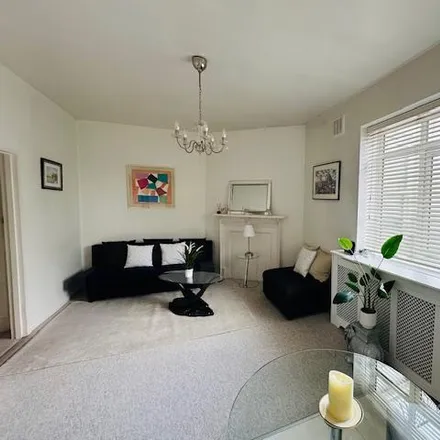 Image 2 - Rectory Chambers, 50 Old Church Street, Lot's Village, London, SW3 5BS, United Kingdom - Apartment for rent