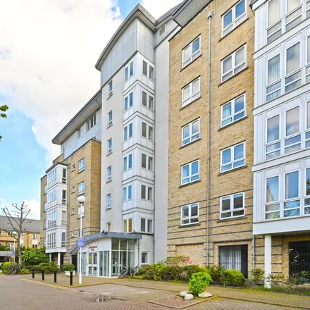 Rent this 1 bed apartment on Dominion House in St. Davids Square, London