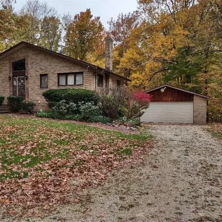 Buy this 3 bed house on 13520 Webster Road in Strongsville, OH 44136