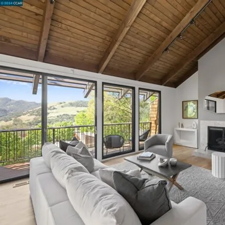 Buy this 3 bed house on 128 Ravenhill Road in Orinda, CA 94563