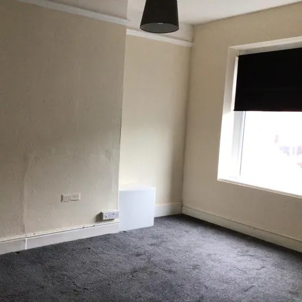 Image 4 - Hot 4 You, 5 Broad Street, Barry, CF62 7AP, United Kingdom - Apartment for rent
