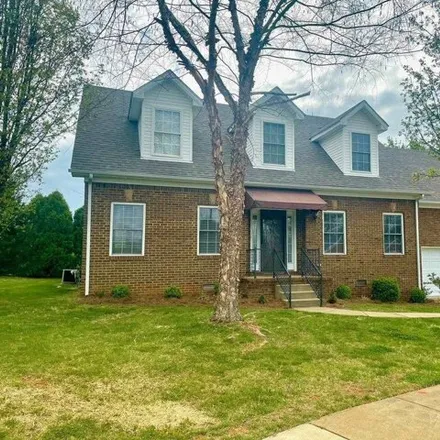 Buy this 3 bed house on Crossings Boulevard in Bowling Green, KY 42104