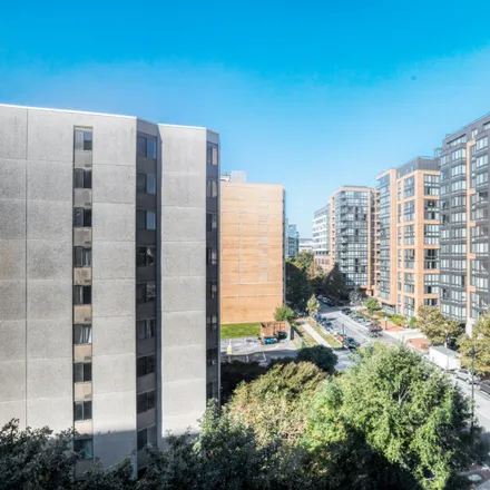 Image 3 - 1050 New Jersey Avenue Northwest, Washington, DC 20205, USA - Apartment for rent