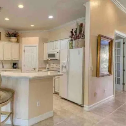 Rent this 3 bed house on Naples