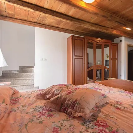 Rent this 4 bed house on Rakalj in Istria County, Croatia
