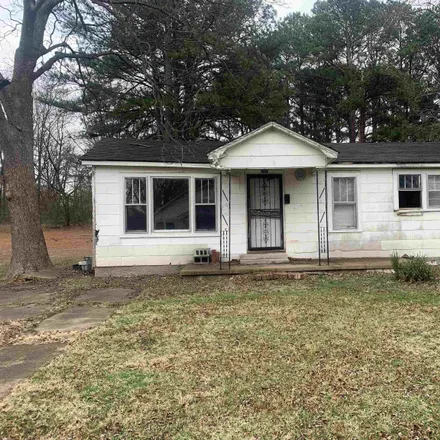 Buy this 2 bed house on 207 Lee Street in Dyer, Gibson County