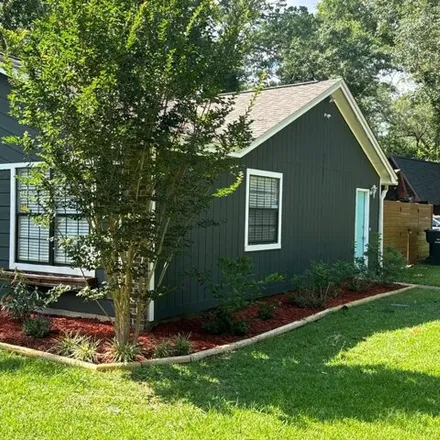 Buy this 3 bed house on 2704 Leary Lane in Tallahassee, FL 32303