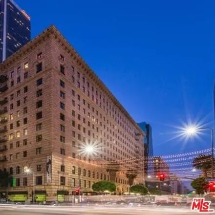 Image 2 - The Roosevelt, 727 West 7th Street, Los Angeles, CA 90017, USA - House for rent