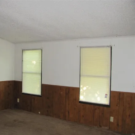 Image 7 - Elm Street, Bellflower, Montgomery County, MO, USA - House for sale
