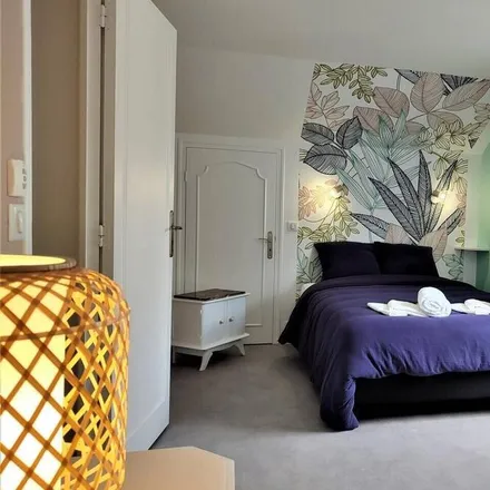 Rent this 4 bed house on Rue du Calvaire (Bracquemont) in 76370 Petit-Caux, France
