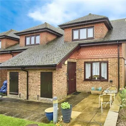 Buy this 2 bed house on 7-10 in 11-14 Brinkcliffe Gardens, Sandown
