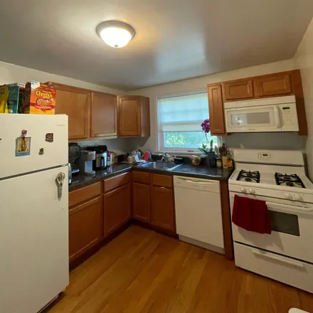 Rent this 1 bed room on 4238-4240 West Nelson Street in Chicago, IL 60641