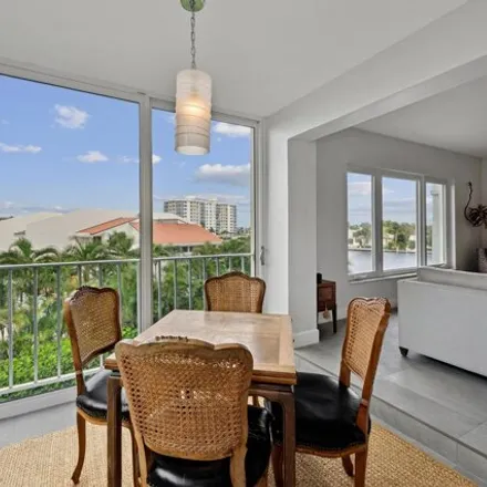 Buy this 2 bed condo on Southeast 7th Avenue in Delray Beach, FL 33483